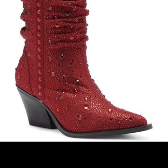 Dillards - Red boots - Department Stores Near Me - Gilbert, Arizona