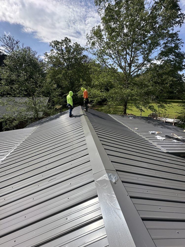 Slide of Cruz Metal Roof