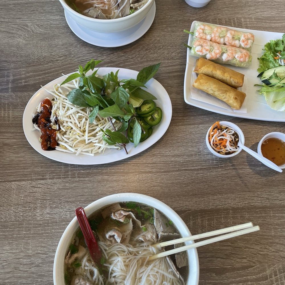 Pho 36 - Rare meat & lean brisket Egg roll Spring roll - Vietnamese Near Me - Corona, California Pho 36 - Rare meat & lean brisket Egg roll Spring roll - Vietnamese Near Me - Corona, California