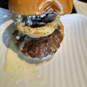 Liberty Burger - Baby Bella burger - Burgers Near Me - Jackson, Wyoming Liberty Burger - Baby Bella burger - Burgers Near Me - Jackson, Wyoming