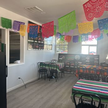 El Campesio Taqueria - Mexican Near Me - Madera, California El Campesio Taqueria - Mexican Near Me - Madera, California