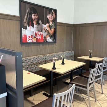 Chick-fil-A - Fast Food Near Me - Torrance, California