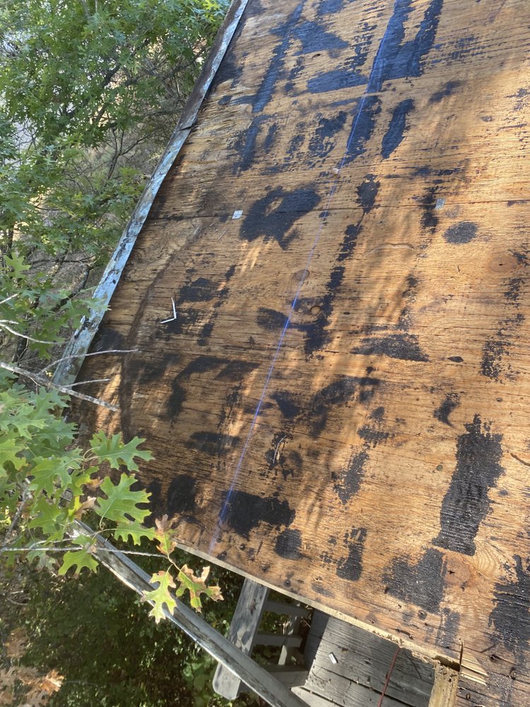 Slide of Jose S Reyes Roof