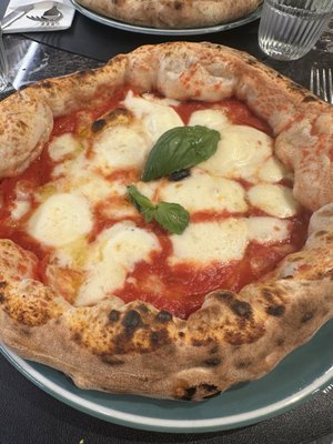 Pizzeria Vincenzo Capuano by null