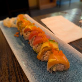 Hamachi 34 - Rainbow roll - Japanese Near Me - New York, New York