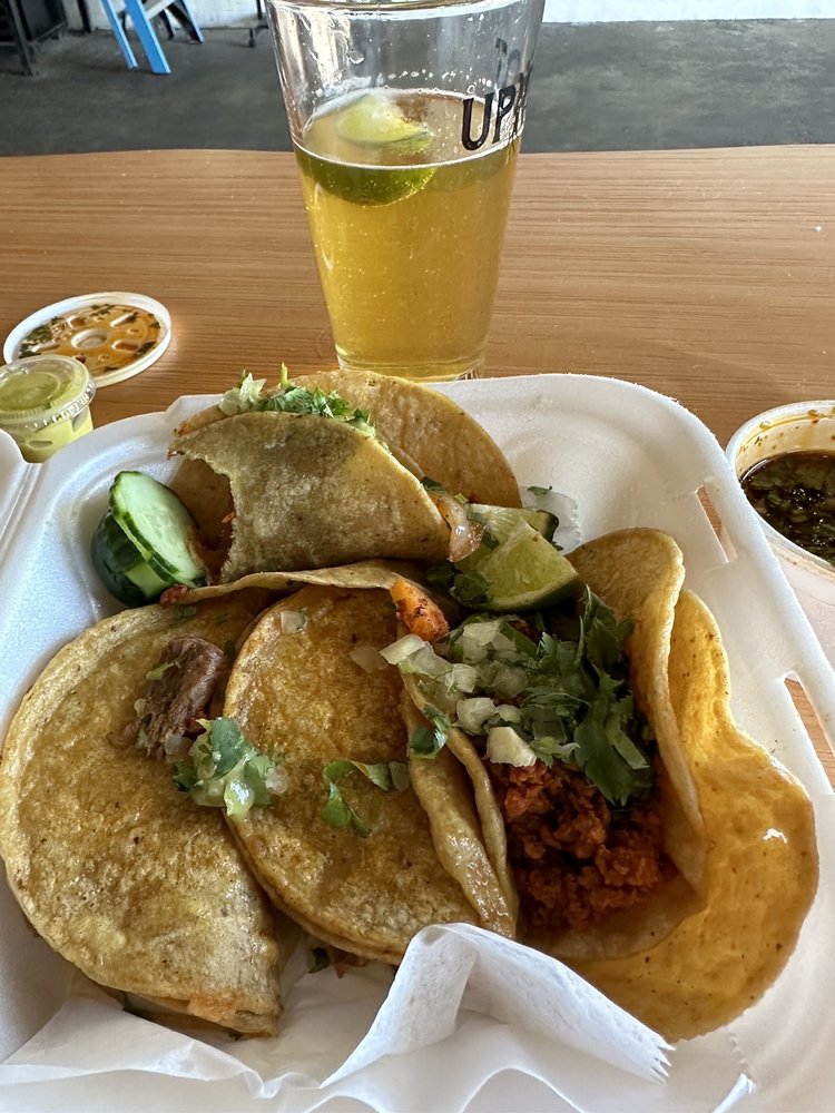 Chino's Taco Stop