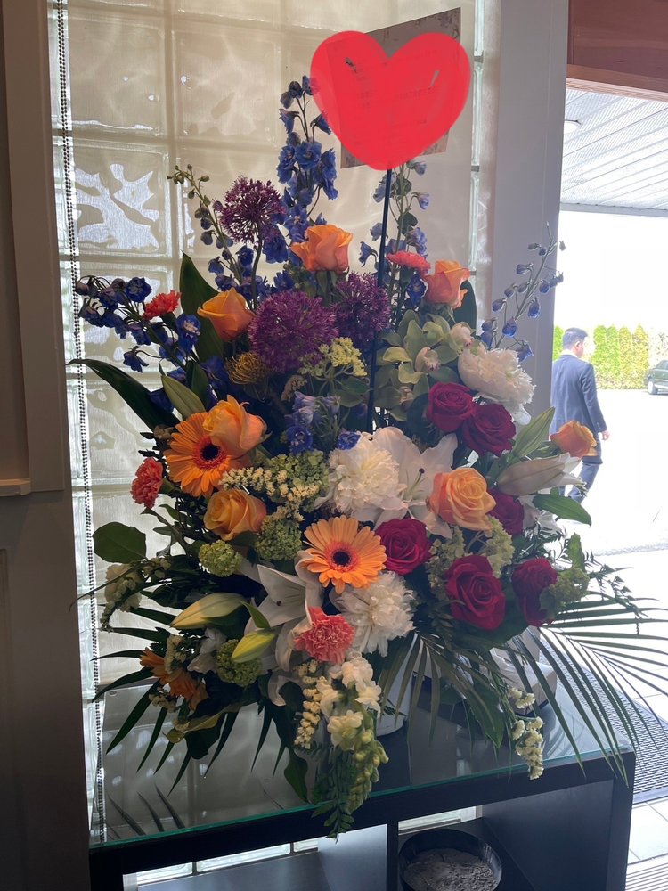 ELEGANCE FLOWERS Updated September 2024 10 Photos 8041 Alexandra