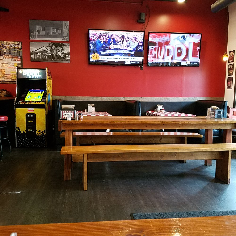 Greek's Pizzeria - dining room - Pizza Near Me - Carmel, Indiana Greek's Pizzeria - dining room - Pizza Near Me - Carmel, Indiana