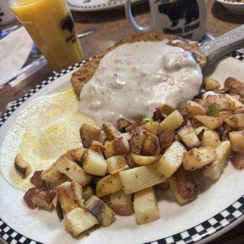 Black Bear Diner - Diners Near Me - Rancho Cucamonga, California
