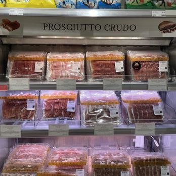 Eataly - Chicago - Prosciutto - cases and cases - Pizza Near Me - Chicago, Illinois