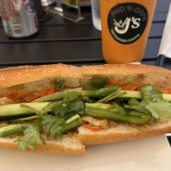 J’s Pho and Cafe - Tofu banh mi and Thai iced tea - Vietnamese Near Me - Walnut Creek, California