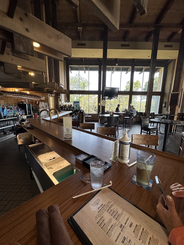 WILDLIFE LOUNGE Updated September 2024 14755 Cadiz Rd, Lore City