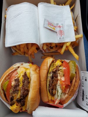 In-N-Out Burger by null