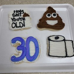 Handshoe Cakes and Cookies