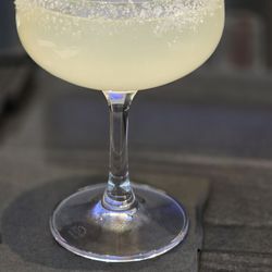 American Express Centurion Lounge - Lemon drop