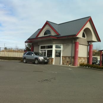 Fastbreak Java - a car parked in front of a fast food restaurant - Coffee & Tea Near Me - Graham, Washington Fastbreak Java - a car parked in front of a fast food restaurant - Coffee & Tea Near Me - Graham, Washington