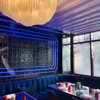 MAD - Beautiful decor - Spanish Near Me - Houston, Texas
