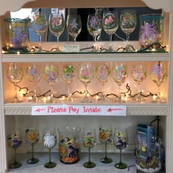 Bethany Fine Arts Gallery - We also have an outdoor space across from the gallery featuring Anni at the Beach glassware.