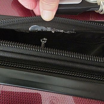 Andare Luggage - Glue used by factory which should have been stitched. - Luggage Near Me - Carrollton, Texas
