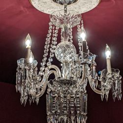 Smartwire - Chandelier in dining room the base of which was hung and wired by Smartwire