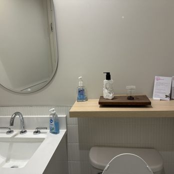 Pure + Simple - Washroom - Skin Care Near Me - Toronto, Ontario
