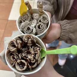 Vanilla Ice Cream with oreo and pirouette chocolate sticks (top) Chocolate Ice Cream with cheesecake and chocolate drizzle (bottom)