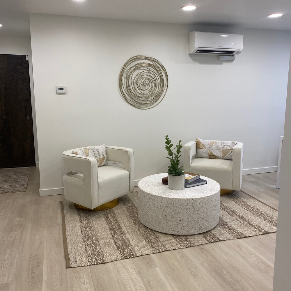 TORRÈS Aesthetics - Seating area - Medical Spas Near Me - Edmonds, Washington TORRÈS Aesthetics - Seating area - Medical Spas Near Me - Edmonds, Washington