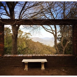 Everglades Gardens - Everglades - view over Jamison Valley
