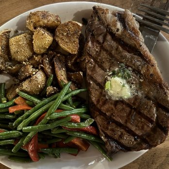 Painted Horse - Ribeye potatoes and green beans - Breakfast & Brunch Near Me - Bartlesville, Oklahoma