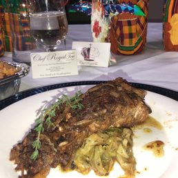 Jerk salmon, cabbage, seafood mac
