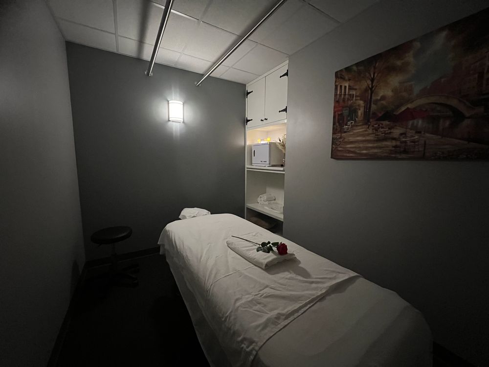 EDAY WELLNESS SPA Updated September 2024 6115 Executive Blvd, North