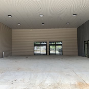 Daffodil Storage Fircrest - We offer a covered loading area for your convenience. - Self Storage Near Me - Tacoma, Washington