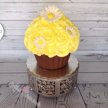 Alba's Cake Studio - Giant cupcake - Custom Cakes Near Me