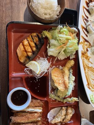 AJI Koharu Sushi & Grill by null