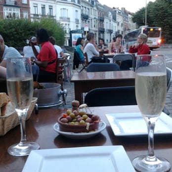 Casa Miguel - Petit cava en terrasse - Spanish Near Me - Brussels, BRU Casa Miguel - Petit cava en terrasse - Spanish Near Me - Brussels, BRU