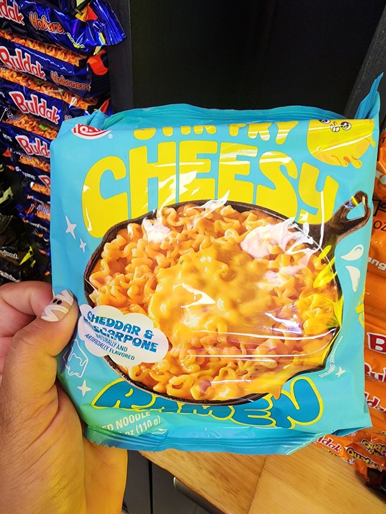 Seoul Vibez Instant Ramen Bar + Mini Market Logo