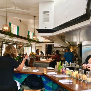 FOB Kitchen - Entrance bar - Filipino Near Me - Oakland, California FOB Kitchen - Entrance bar - Filipino Near Me - Oakland, California