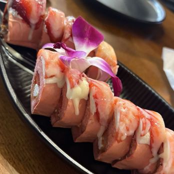 Sushi Madre - La Fresa Roll - Sushi Bars Near Me - McAllen, Texas