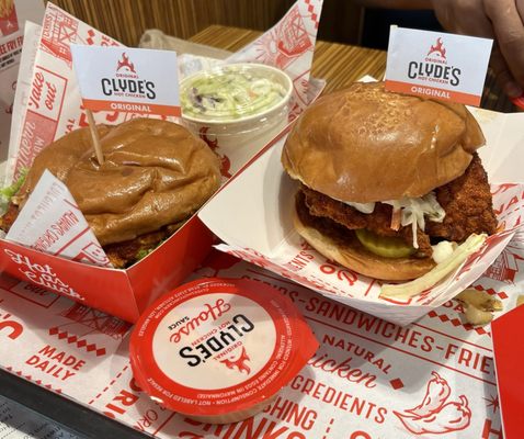 Original Clyde's Hot Chicken by null