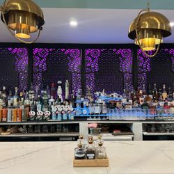 Enjoy Saar's cheerful drinks at our happy hour everyday from 4PM to 6:30PM