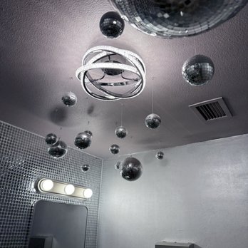 Sunday Sauce - Disco Washroom - Italian Near Me - Portland, Oregon Sunday Sauce - Disco Washroom - Italian Near Me - Portland, Oregon