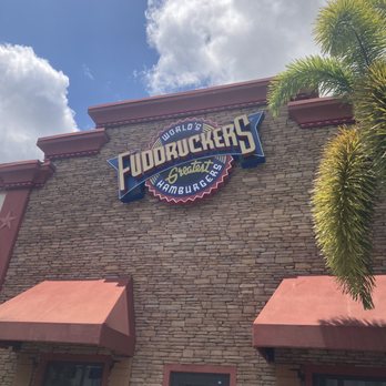 Fuddruckers - Pembroke Pines. Location - Burgers Near Me - Hialeah, Florida