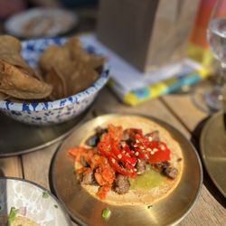 Tu Madre - Los Feliz - Korean BBQ Taco