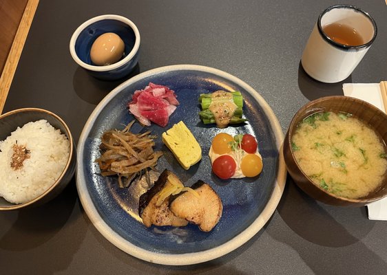 OKONOMI / YUJI Ramen Manhattan by null