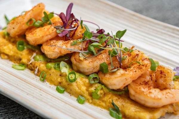 Mission Ave Bar and Grill by null
