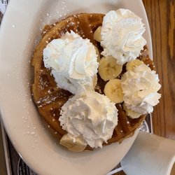 Nellie Rose - The Train Station - Banana waffle