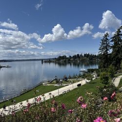Meydenbauer Bay Park