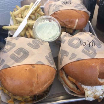 Gotts Roadside - Burgers Near Me - Napa, California