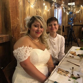 Hoosier Grove Barn - Venues & Event Spaces Near Me - Streamwood, Illinois