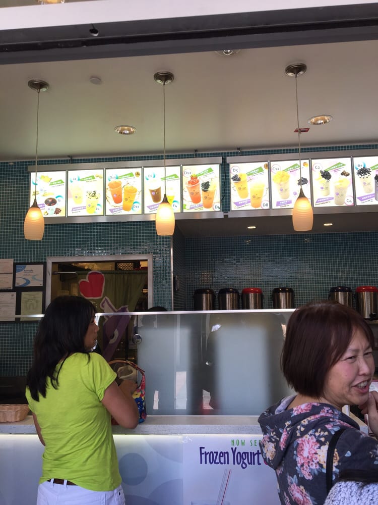 BERRY & BERRY YOGURT Updated September 2024 2774 Livermore Outlets